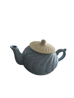 Vintage 1940's-50's "Swirl" Pattern Teapot
