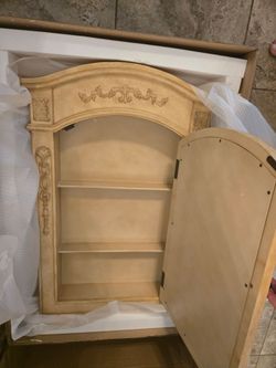 Heritage medicine cabinet vanity