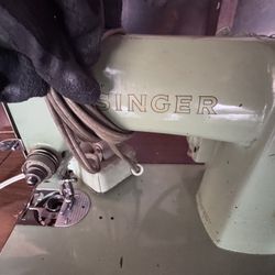 Singer Sewing Machine