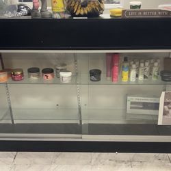 Retail Store Display Shelves