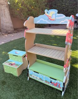 Child’s Transportation Themed Bookshelf