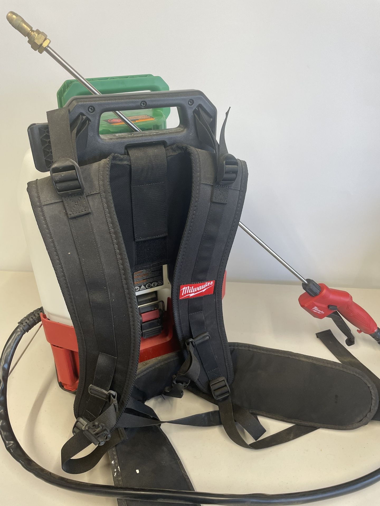 Milwaukee M18 Sprayer Tank Gallon Backpack Sprayer