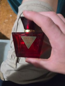 25$ GUESS seductive red cologne