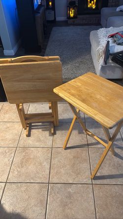 3 wood food stands