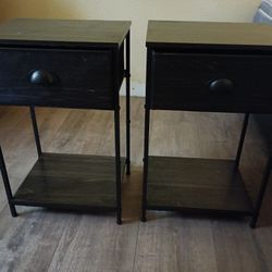Dresser And Nightstands 