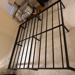 King size Metal Foundation Bed Frame