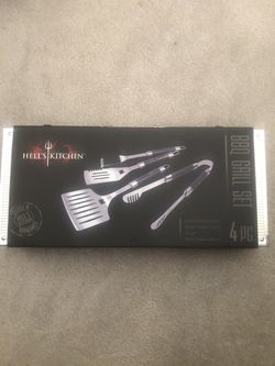 New 4pcs BBQ Grill Set