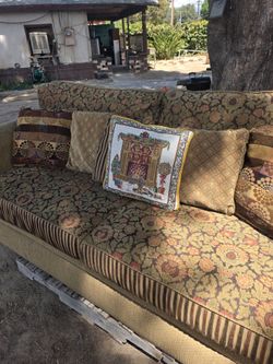 Vintage Floral Tapestry Sofa with Throw Pillows