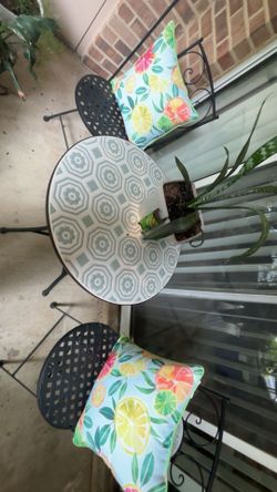 Backyard Table Set