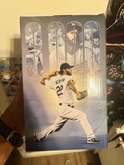 Kershaw Bobblehead  3000 strikeouts