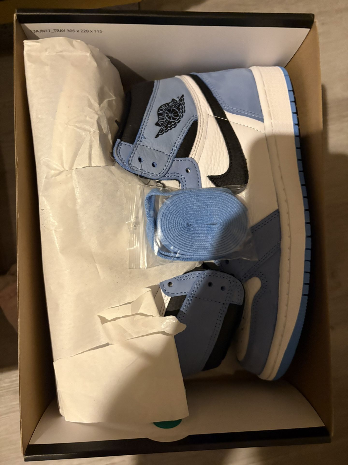 Air Jordan 1 University Blue 8.5M