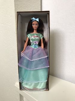 1997 Collectable Avon Exclusive Barbie Doll