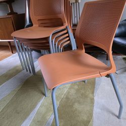 Like New SitOnIt Lumin Multipurpose Chairs Set of 6 (New $300 ea)