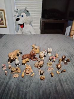 Lion Knick Knacks 