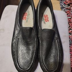 Womens SAS Slip Ons Size 11S