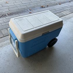 Coleman Cooler With Wheels 