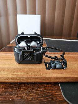 Samsung galaxy buds pro 3 with spigen locking case