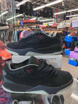 Jordan Flight Court Who Decides War Bred