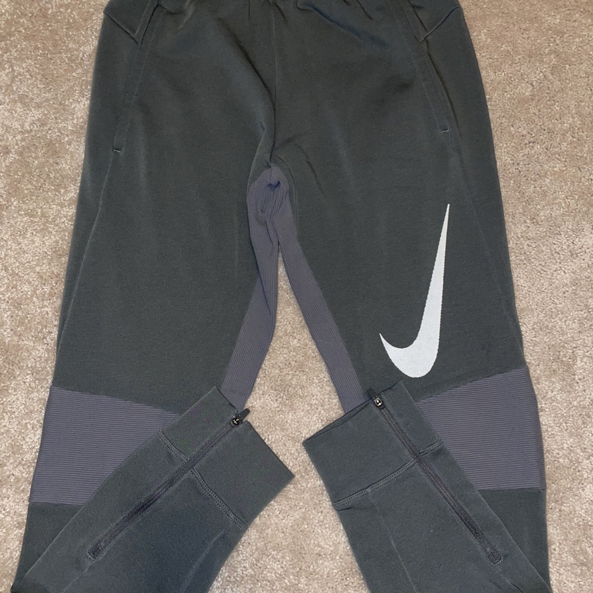 Nike Joggers
