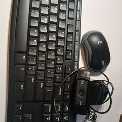 Logi Wireless Keyboard Mouse And Webcam