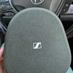 Sennheiser Momentum 4 Wireless headphones 