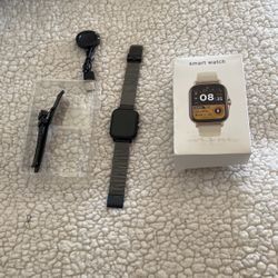Smart Watch With Wireless Charger New