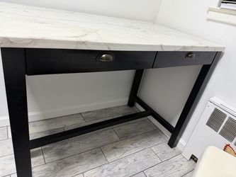 Kitchen table