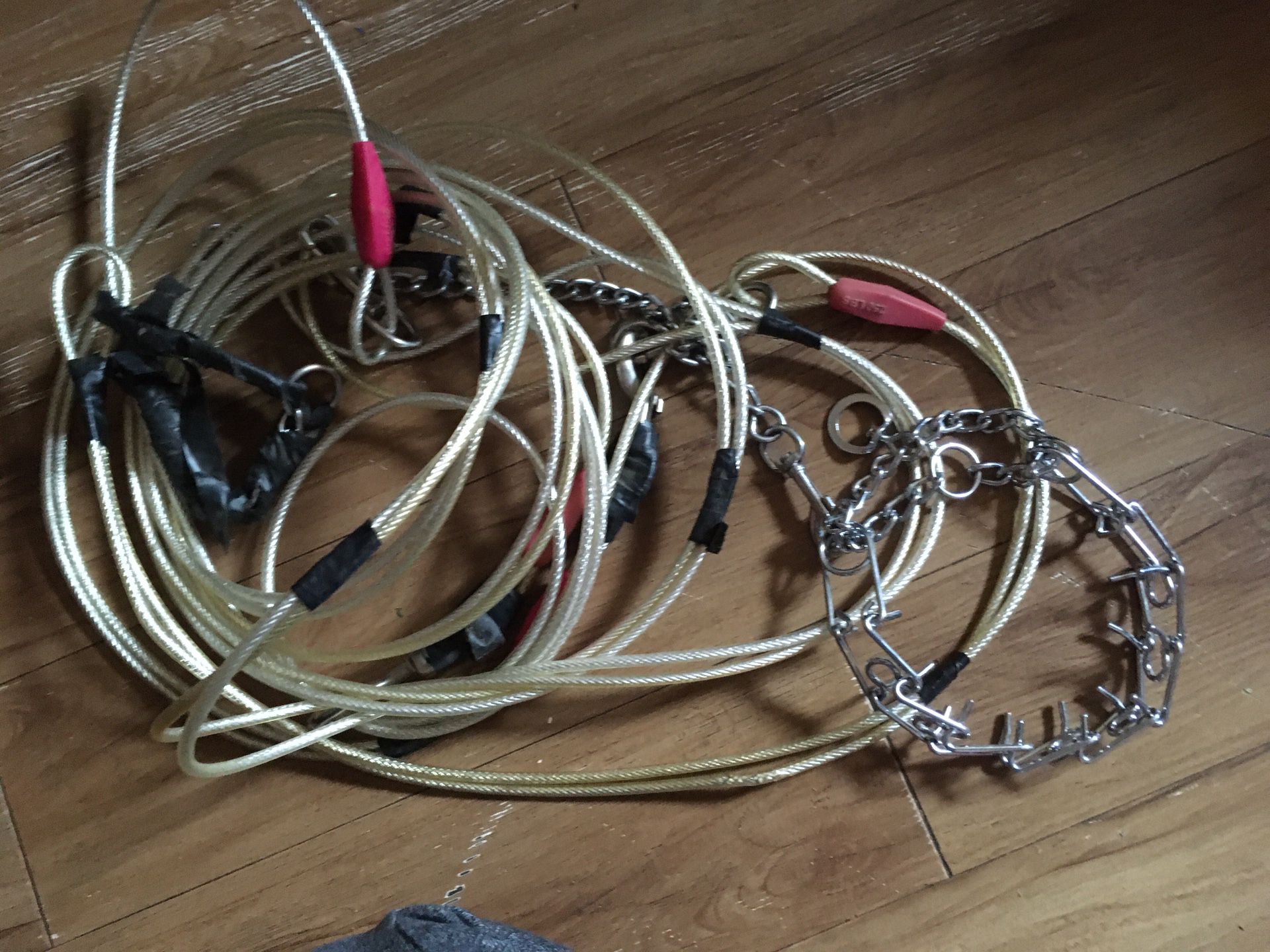 Tie Out Cable. Dog Run. X2 20Ft. (40ft Total) Quick Release Prong Training Collar