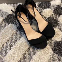 Size 6 1/2 High Heels
