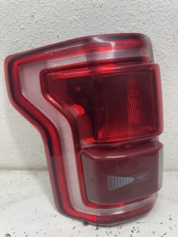 2015 2016 2017 FORD F150 REAR LEFT LH SIDE TAIL LIGHT BLIS HL34-13B505-CD OEM