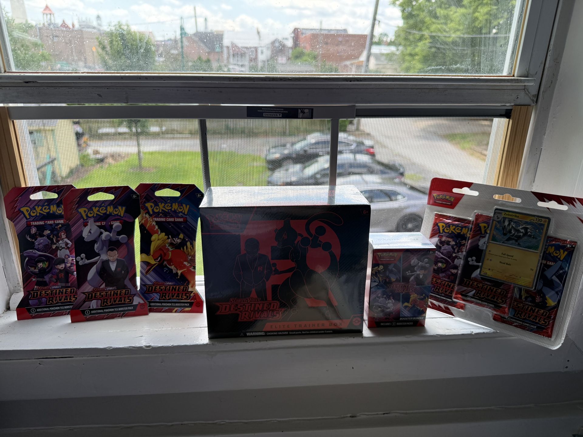 ✨ Pokémon TCG Bundle – Destined Rivals Elite Trainer Box + Boosters + 32 Cards ✨