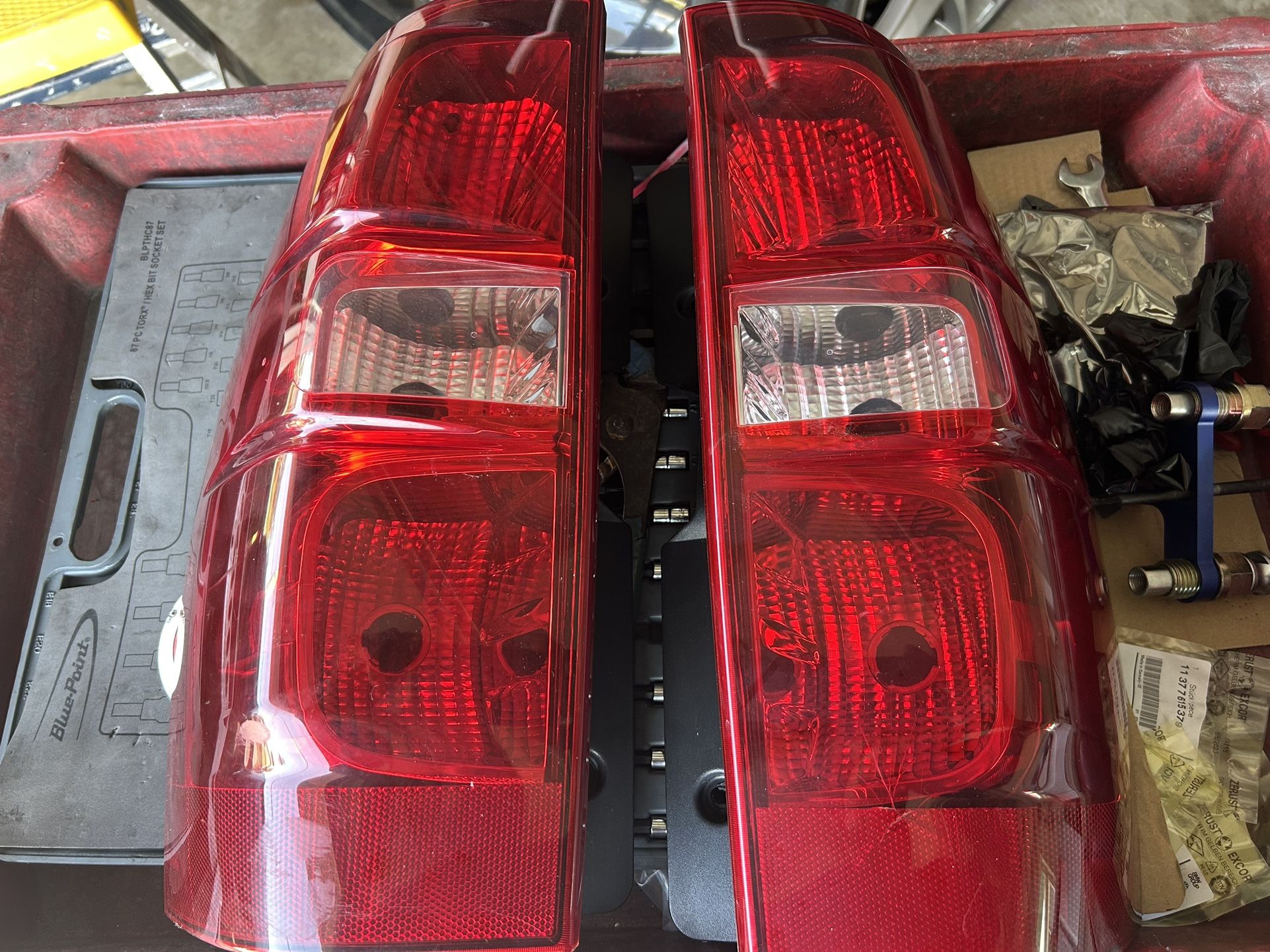 07-14 Tahoe Tail Lights