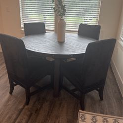 Dining Table With  4 Chairs. 