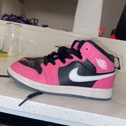 Girl Dunks 13c