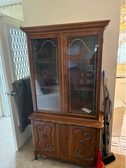 China hutch