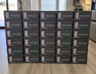30 Henge Docks MacBook Pro Vertical Docking Stations - Reseller Lot