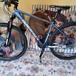 Diamondback bike/helmet/extras!