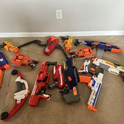 Huge Lot Of Nerf Guns (22 Guns) 