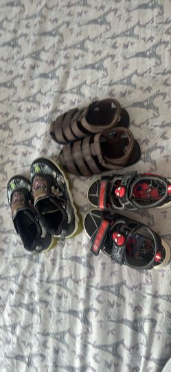 Zapatos de niño
