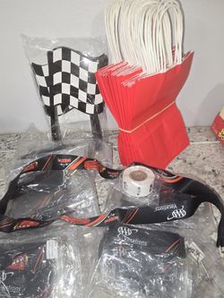 Race Cars Party Gift Bags Lanyards Flags 25 Pieces