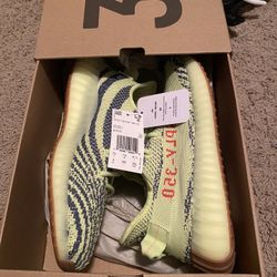 Yeezy Boost 350 V2