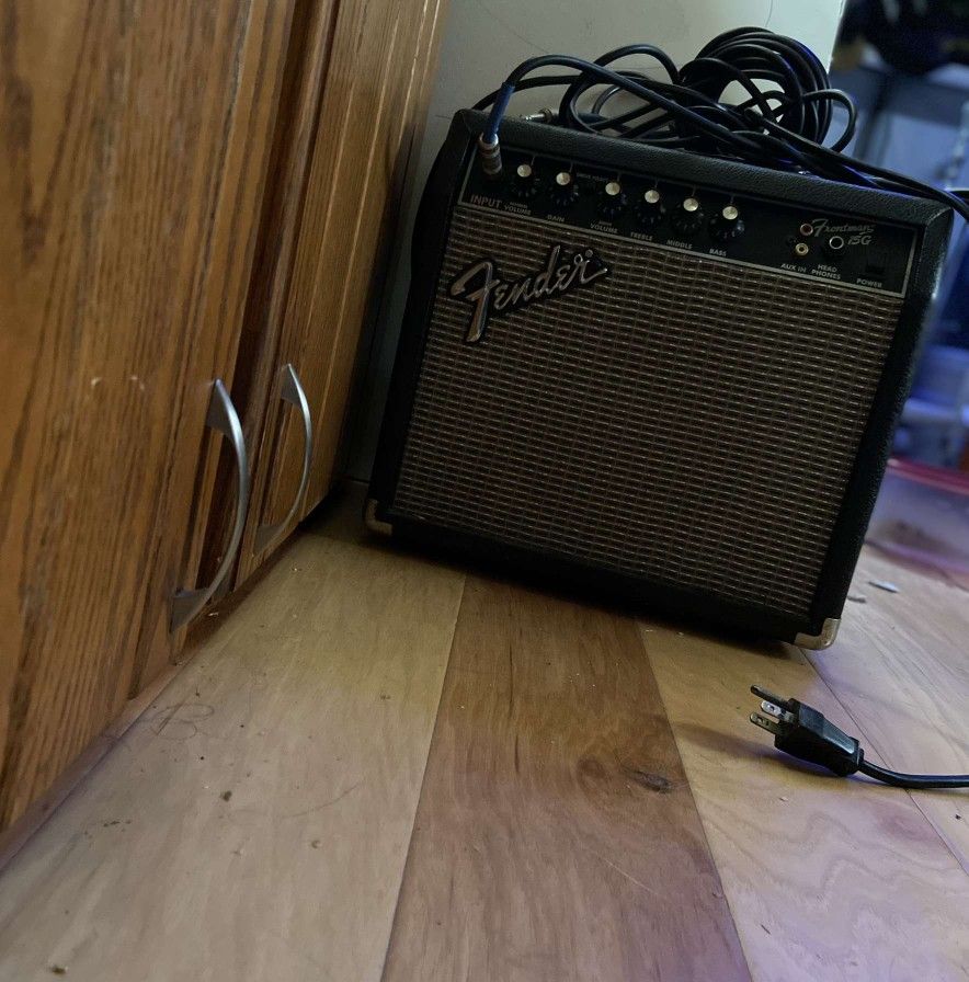 Electric Guitar, Case, And Amp Set for Sale in Placerville, CA OfferUp