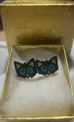 Cat Earrings $8