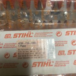 Articulated hedge trimmer blades