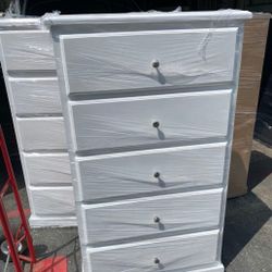 Chest With 5 Deep Drawers 299 Free Delivery Local