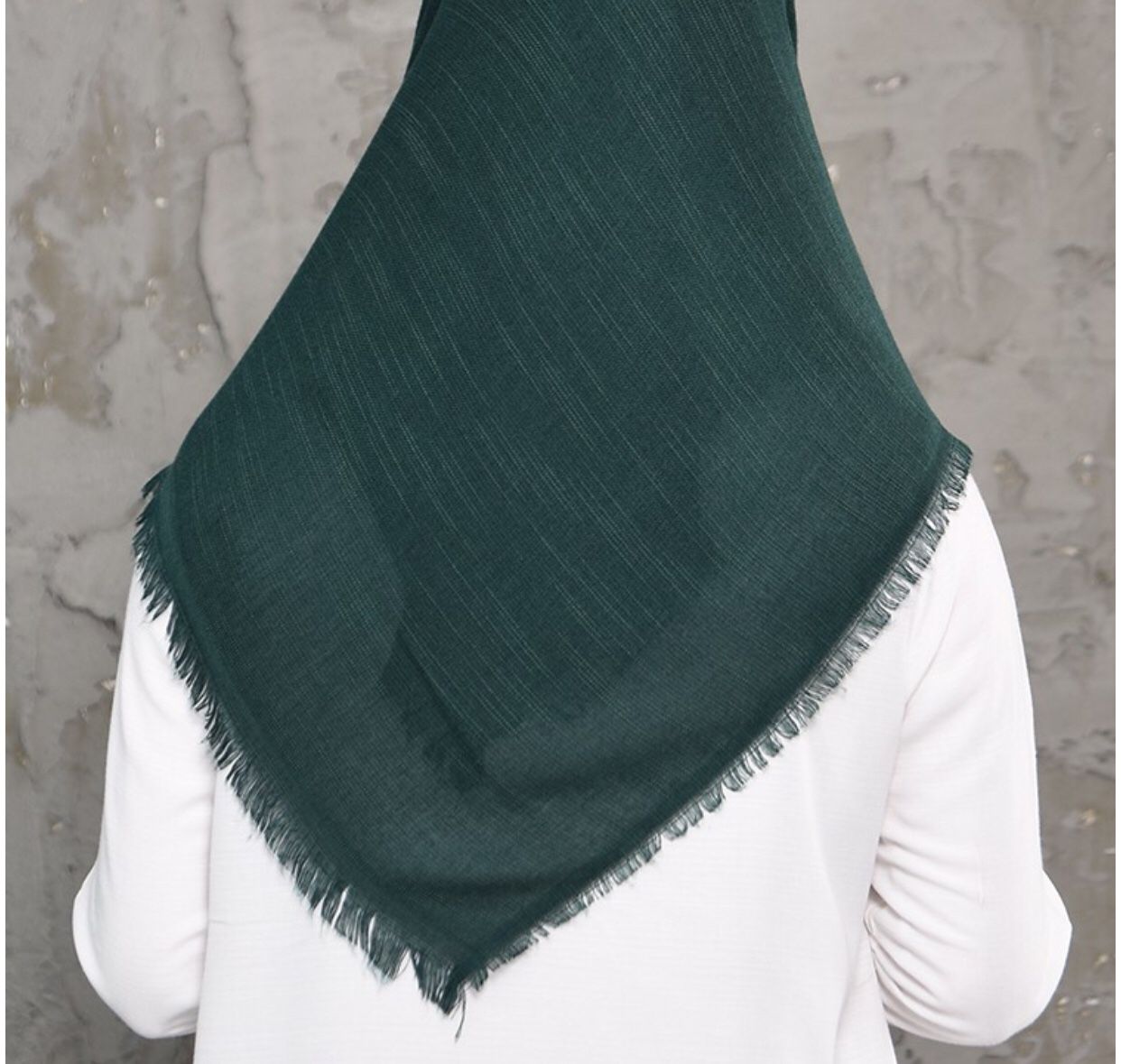 Green dark shawl