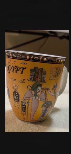 CA. EGYPTIAN PHARAOH PORCELAIN KING TUT CUP