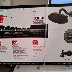 Delta Voldosta Bathtub