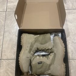 Military Hiking Boots Men’s 9.5