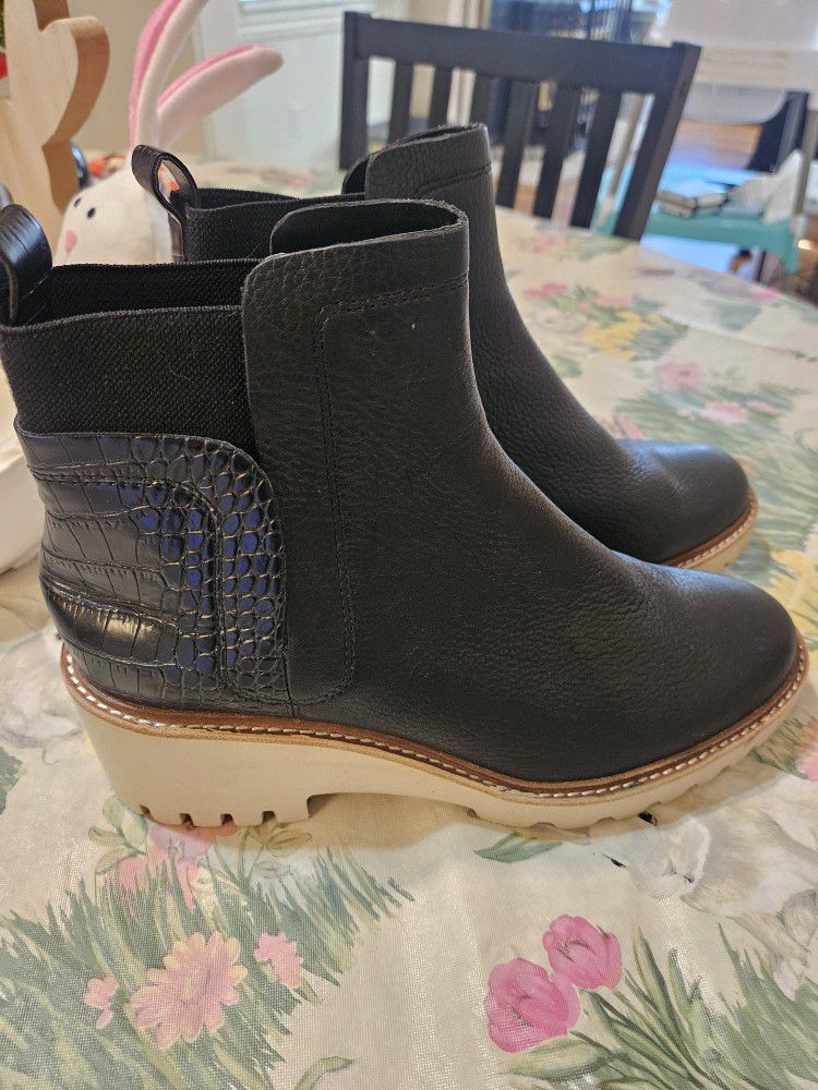 Dolce Vita Boots Size 10